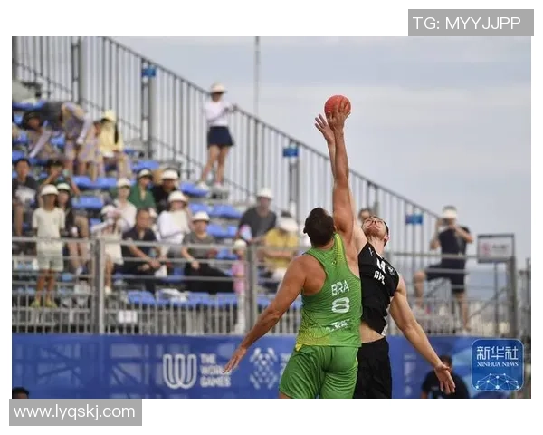 世界顶级足球球星训练场上精彩排练瞬间全景展示 世界顶级足球球星训练场上精彩排练瞬间全景展示