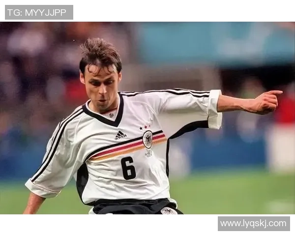 天下足球特别策划揭秘绿茵十大低调球星背后的传奇故事